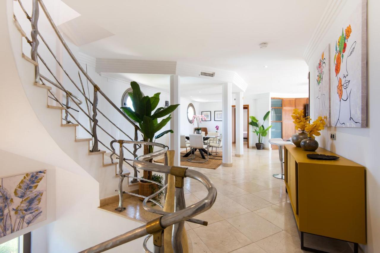 Ph Bellagio: Luxurious And Romantic Duplex Penthouse With Private Pool & Sea Views 贝纳尔马德纳 外观 照片